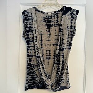 Mimi Chica Open Front Cap Sleeve Tie Dye Top; size M